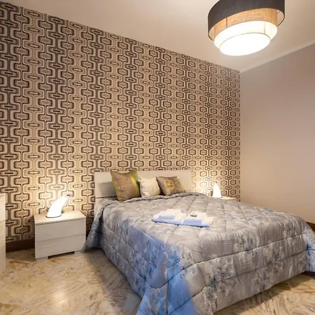 Frühstückspension Deca Suites