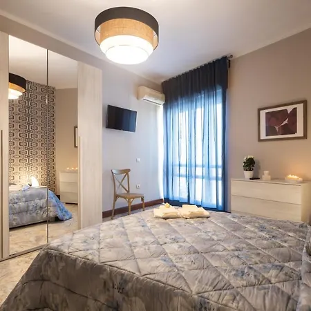 Deca Suites 2*